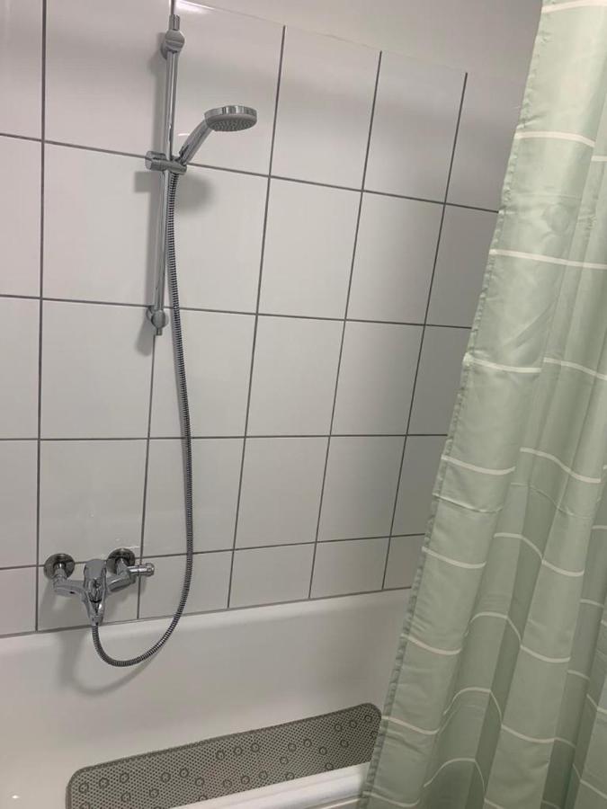 Grosse Moderne Ferienwohnung, Zentrale Ruhige Lage 卡塞尔 外观 照片
